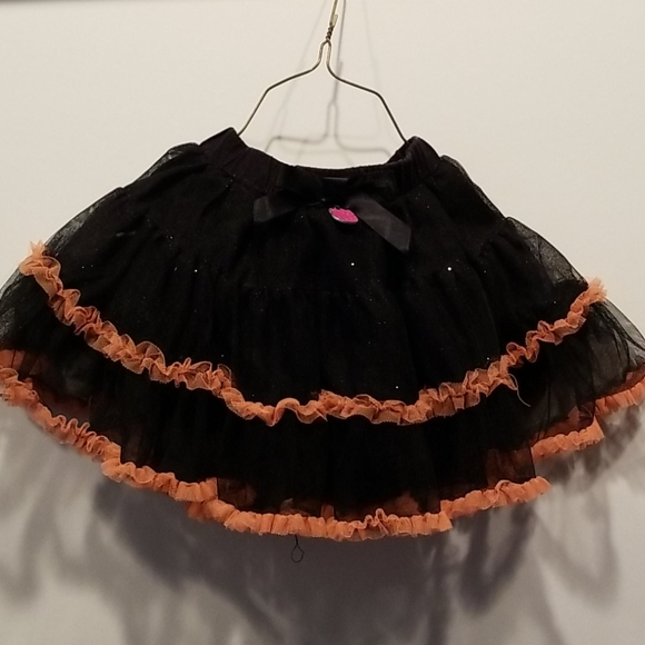 Hello Kitty Skirt - Picture 1 of 5